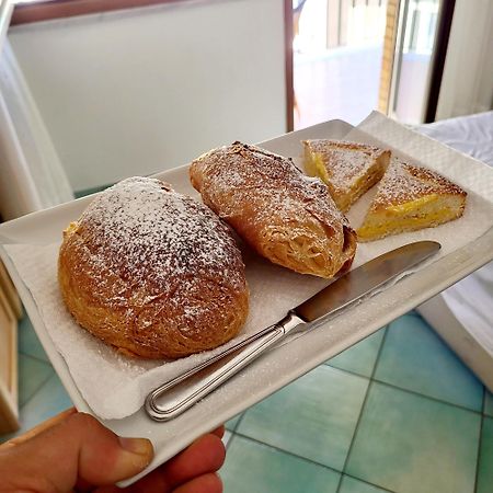 La Casa Delle Stelle Bed & Breakfast Майори Екстериор снимка